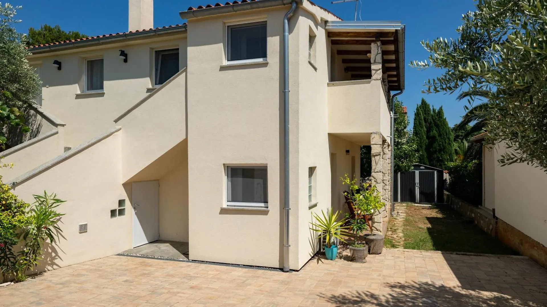 Luce Apartments Ližnjan